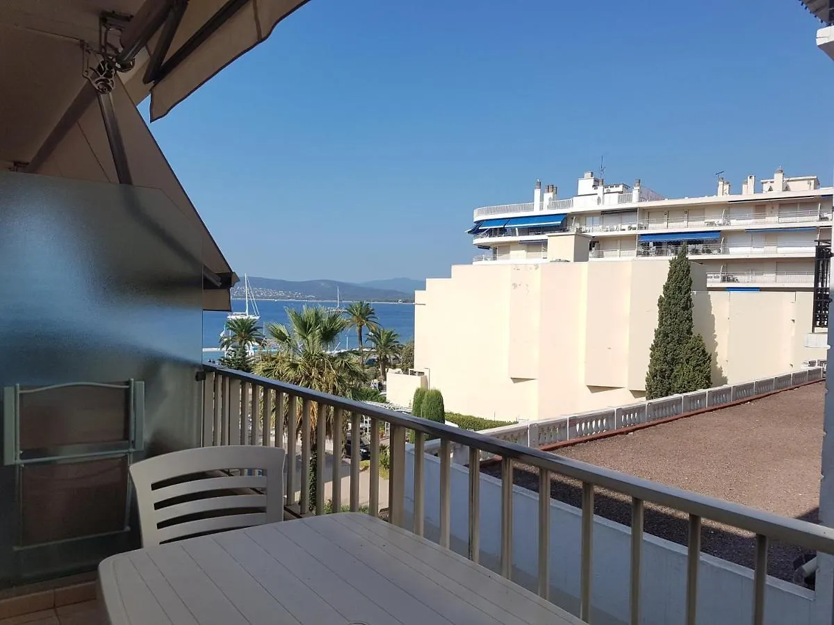 Studio 2/3 Personnes Pres Plage, Climatise, Balcon, Parking, Wifi, Petit-Dejeuner, Saint-Raphael - Fr-1-466A-37 France