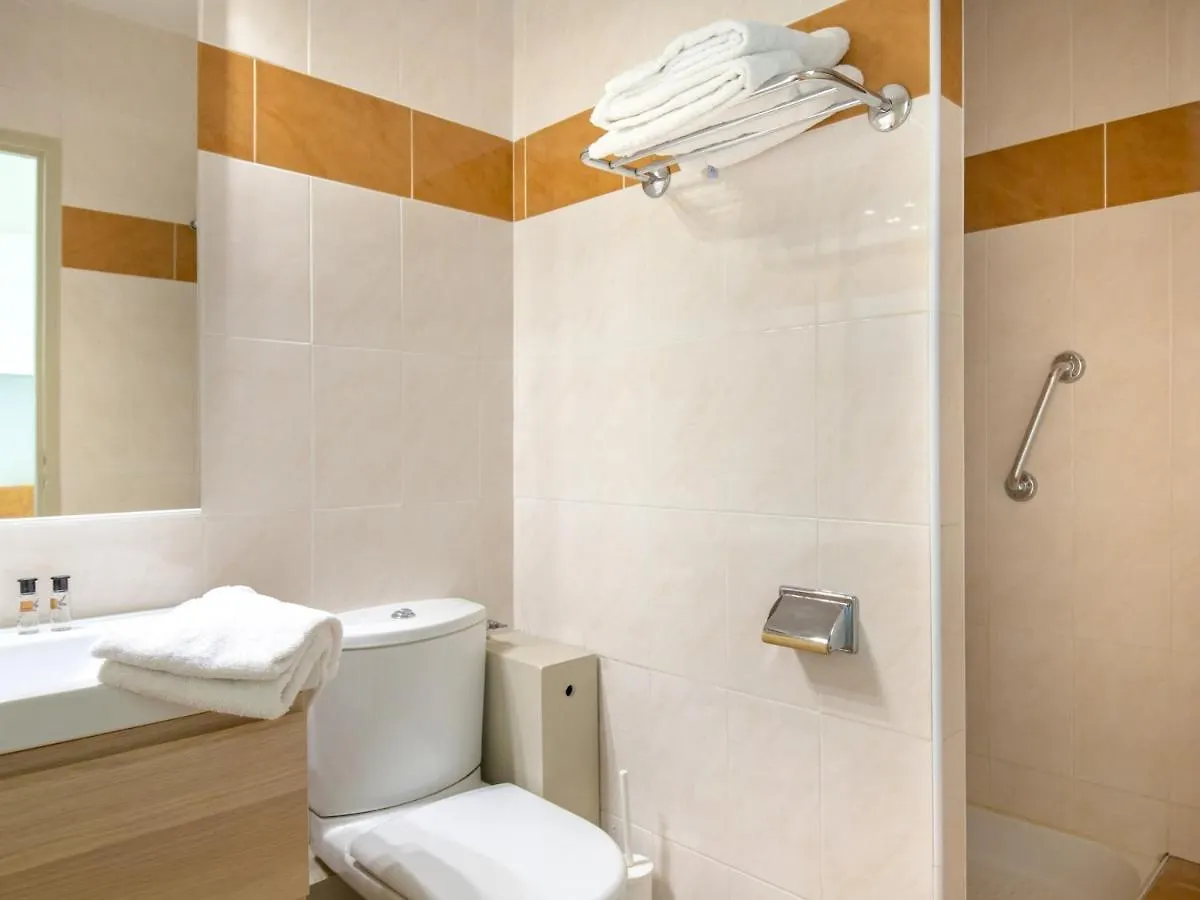 Studio 2/3 Personnes Pres Plage, Climatise, Balcon, Parking, Wifi, Petit-Dejeuner, Saint-Raphael - Fr-1-466A-37 Apartment